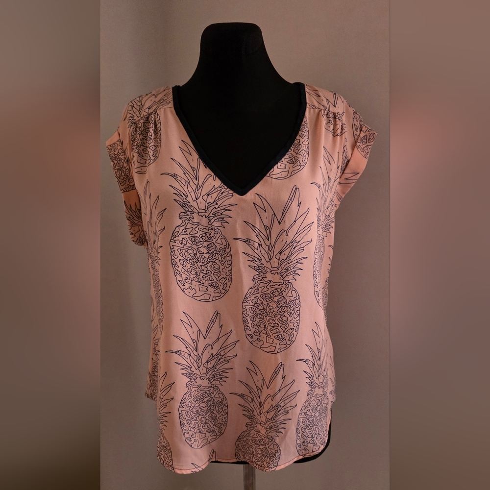 W5 Light Pink Navy Pineapple Print Cap Sleeve Relaxed Blouse S